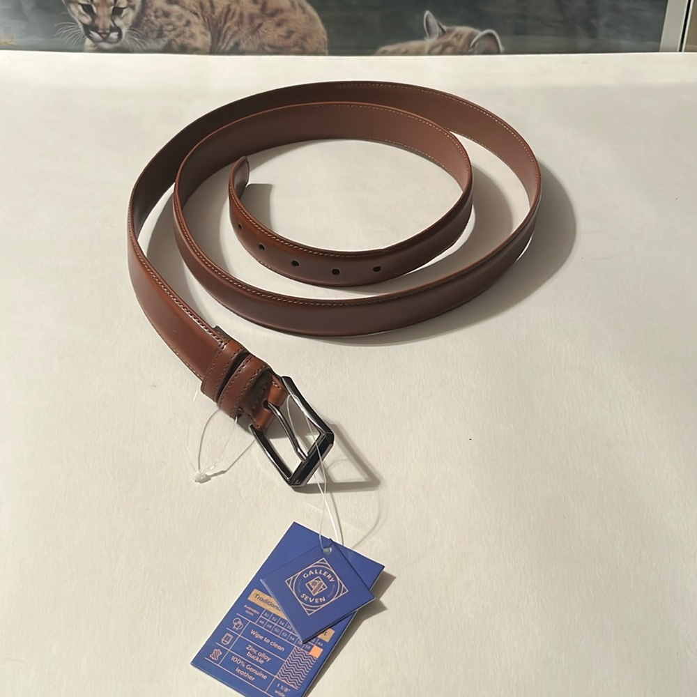 Gallery Seven leather belt! New!